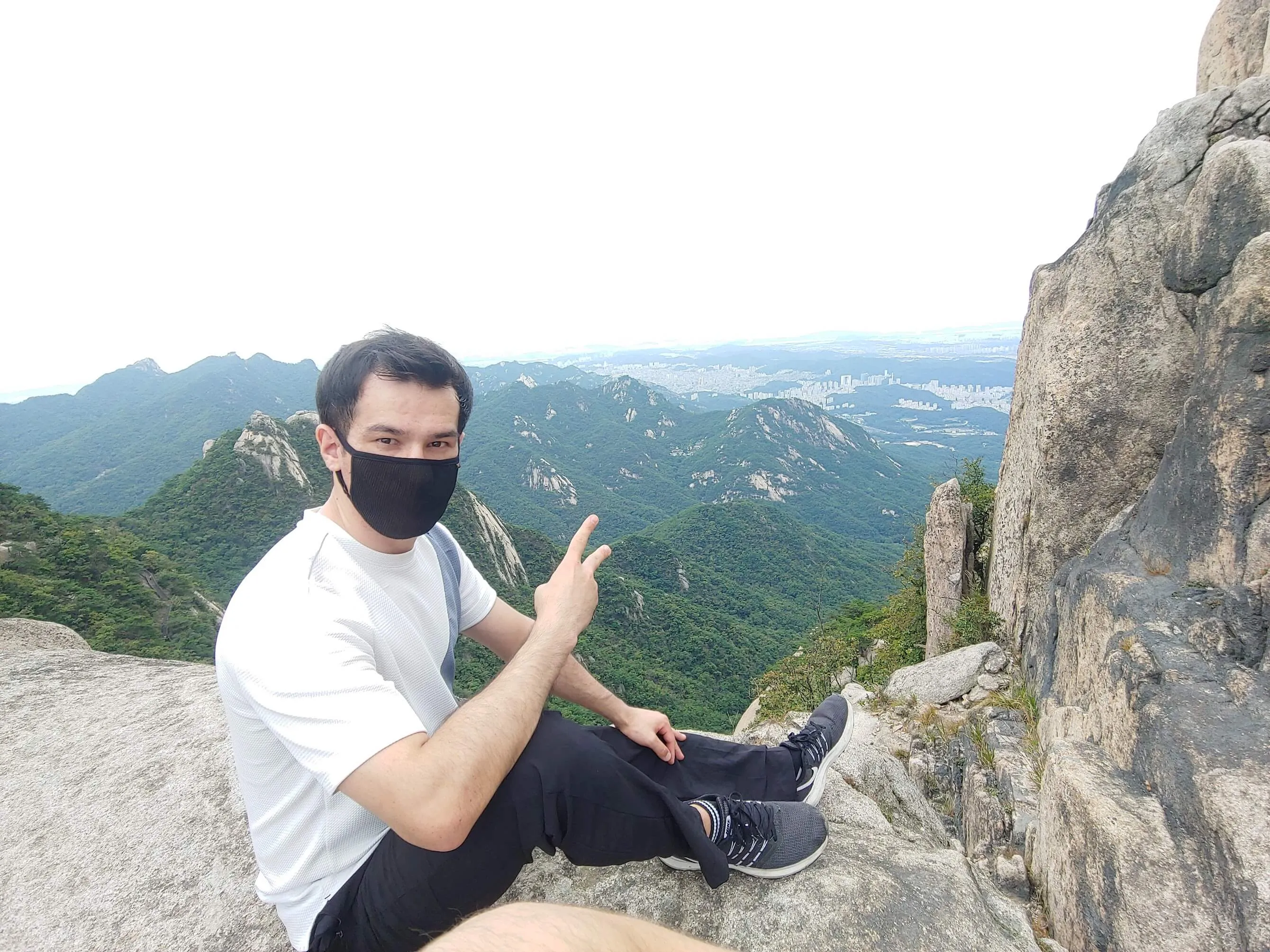 Farrukh Atabekov at Seoraksan National Park